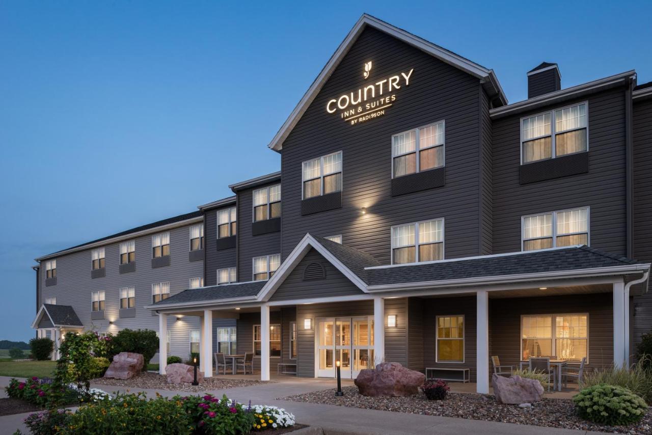 Country Inn & Suites By Radisson, Pella, Ia מראה חיצוני תמונה